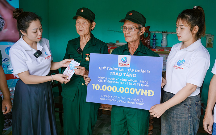 Hình ảnh minh họa bộ phận hỗ trợ khách hàng của vb9 sẵn sàng giải đáp thắc mắc